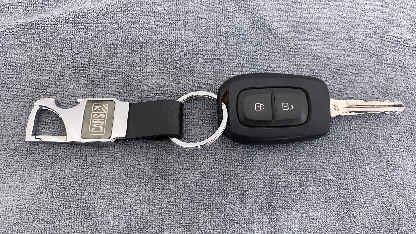 2020 Renault TRIBER 1.0 RXL PETROL, Petrol, Manual, 29,789 km, Key Close Up