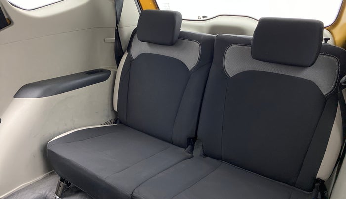 2020 Renault TRIBER 1.0 RXL PETROL, Petrol, Manual, 29,789 km, Third Seat Row ( optional )