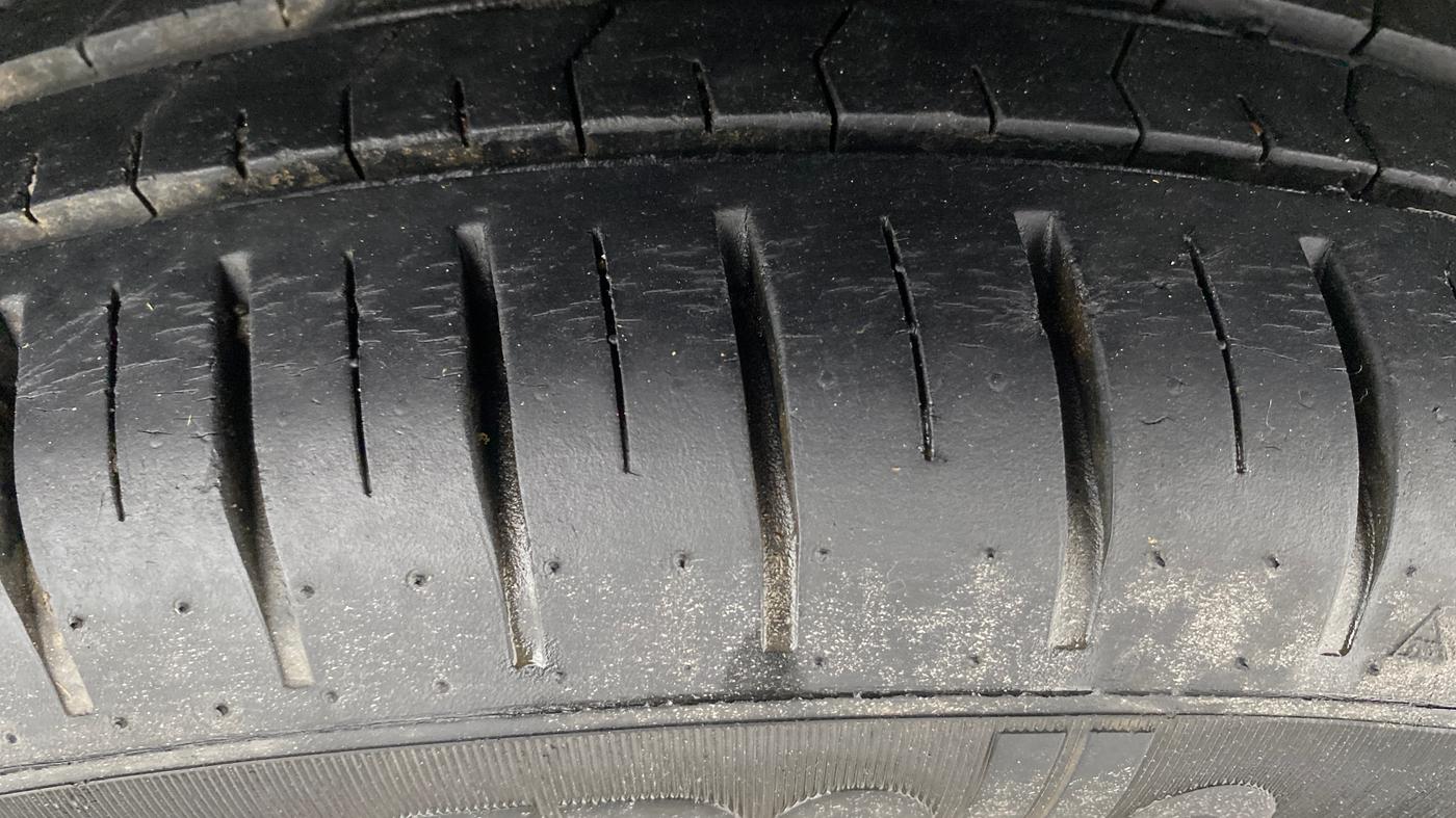 2022 Maruti Baleno ALPHA PETROL 1.2, Petrol, Manual, 24,108 km, Left Rear Tyre Tread