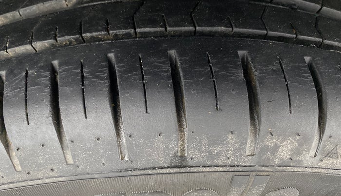 2022 Maruti Baleno ALPHA PETROL 1.2, Petrol, Manual, 24,086 km, Left Rear Tyre Tread