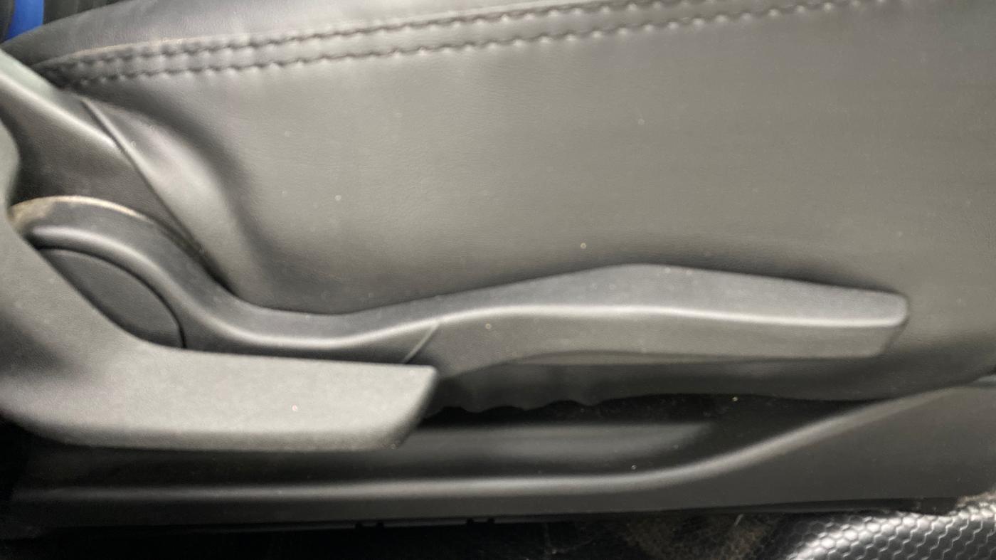 2022 Maruti Baleno ALPHA PETROL 1.2, Petrol, Manual, 24,108 km, Driver Side Adjustment Panel