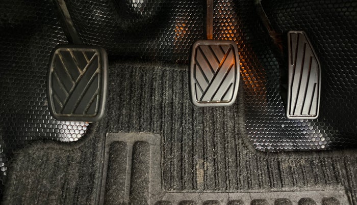 2022 Maruti Baleno ALPHA PETROL 1.2, Petrol, Manual, 24,086 km, Pedals