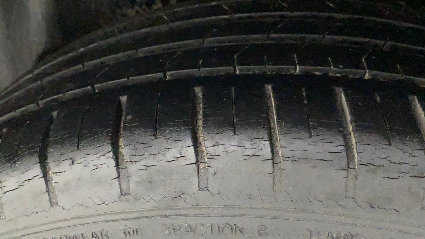 2019 Maruti Ciaz ALPHA DIESEL 1.5, Diesel, Manual, 91,829 km, Left Rear Tyre Tread