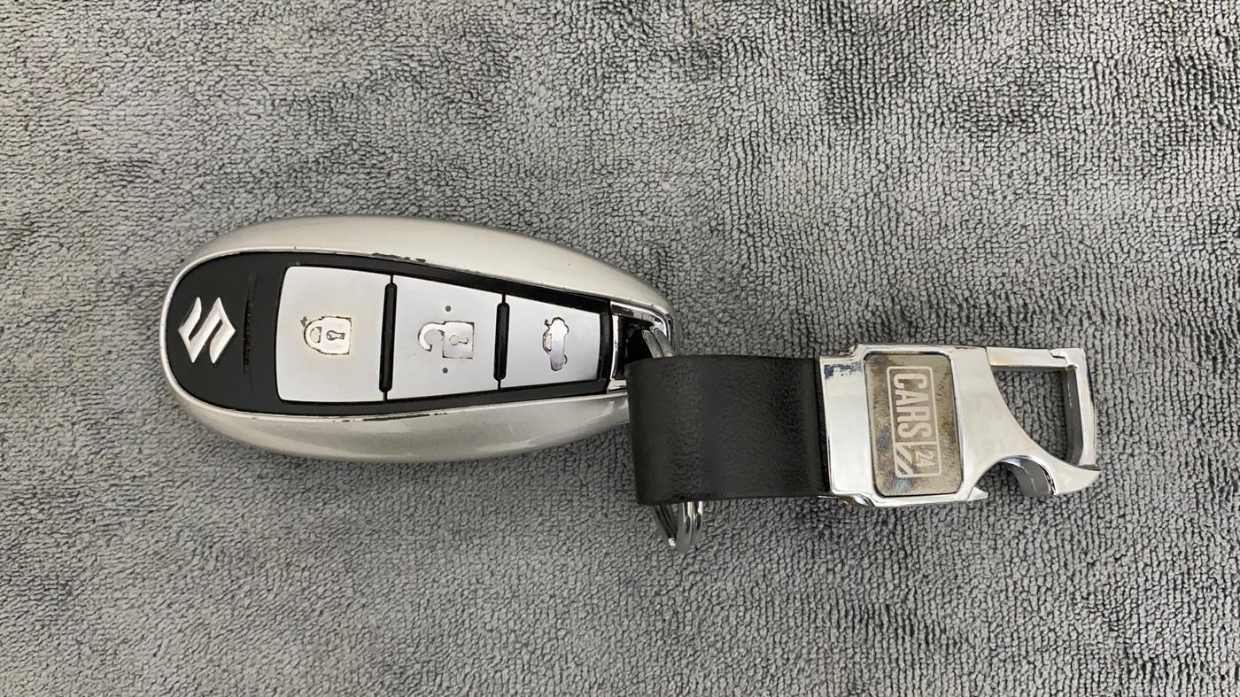 2019 Maruti Ciaz ALPHA DIESEL 1.5, Diesel, Manual, 91,829 km, Key Close Up