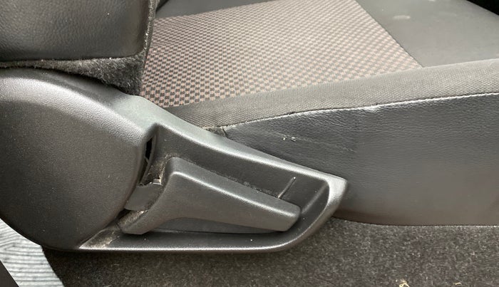 2021 Maruti S PRESSO VXI (O) CNG, CNG, Manual, 25,028 km, Driver Side Adjustment Panel