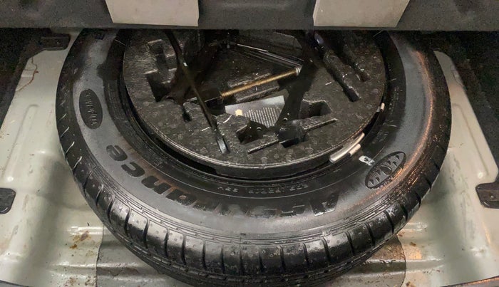 2017 Hyundai Creta E PLUS 1.6 PETROL, Petrol, Manual, 94,385 km, Spare Tyre