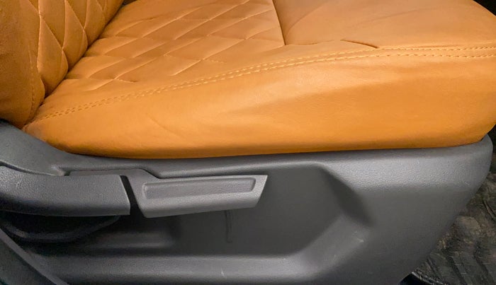 2021 Hyundai AURA SX PLUS 1.2 AMT, Petrol, Automatic, 11,879 km, Driver Side Adjustment Panel