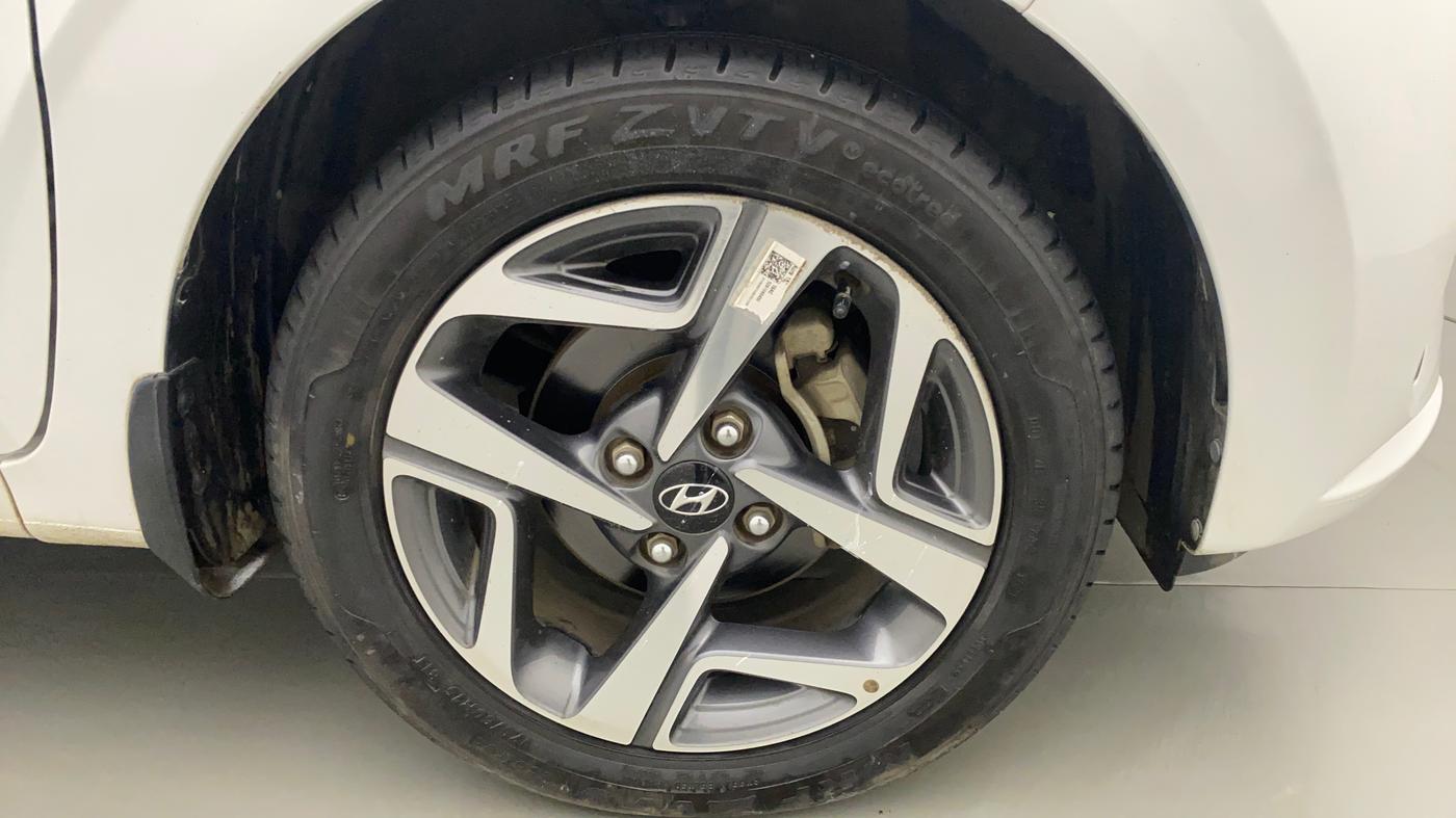 2021 Hyundai AURA SX PLUS 1.2 AMT, Petrol, Automatic, 11,879 km, Right Front Wheel