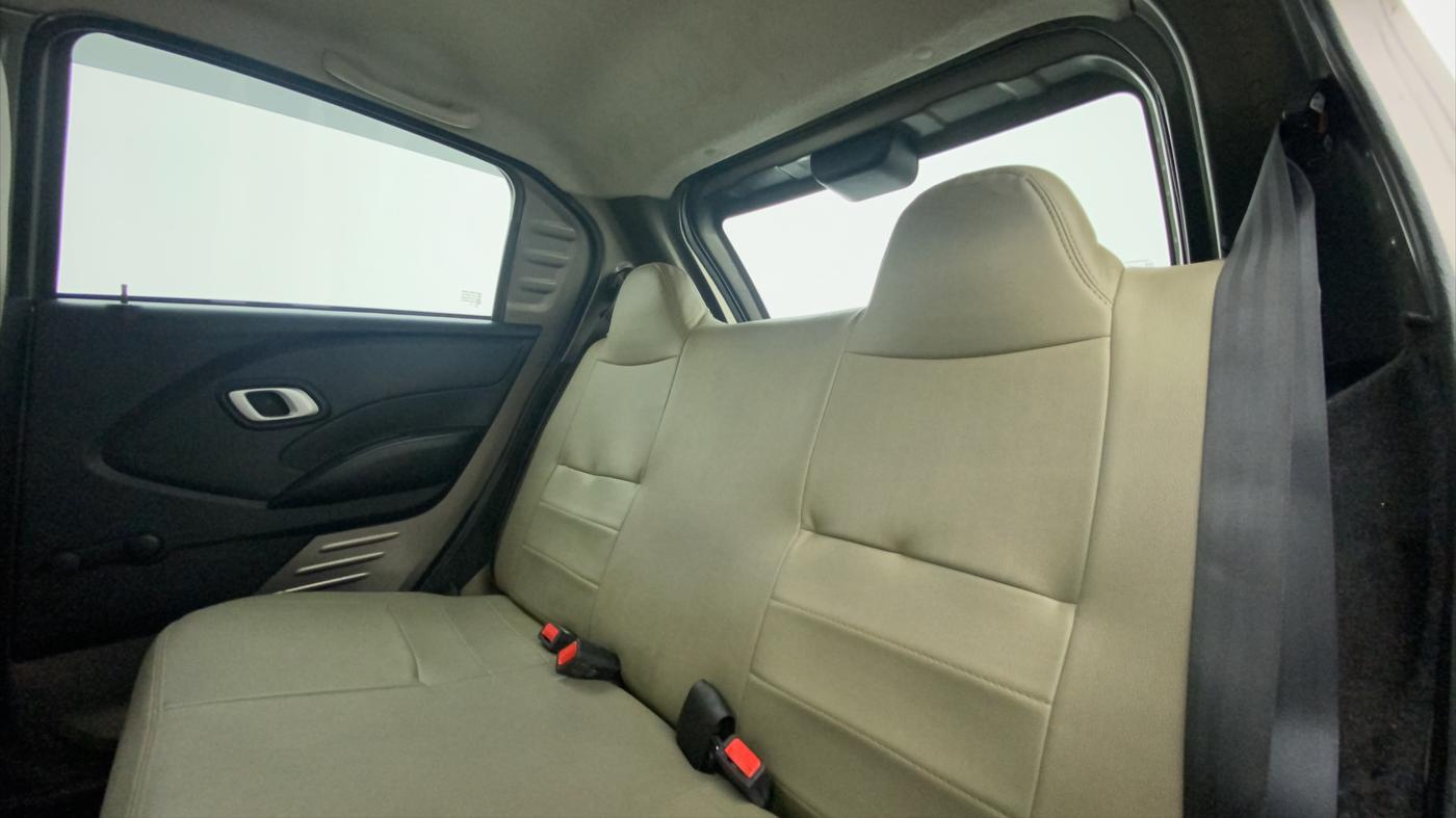 2018 Datsun Redi Go T (O), Petrol, Manual, 91,372 km, Right Side Rear Door Cabin