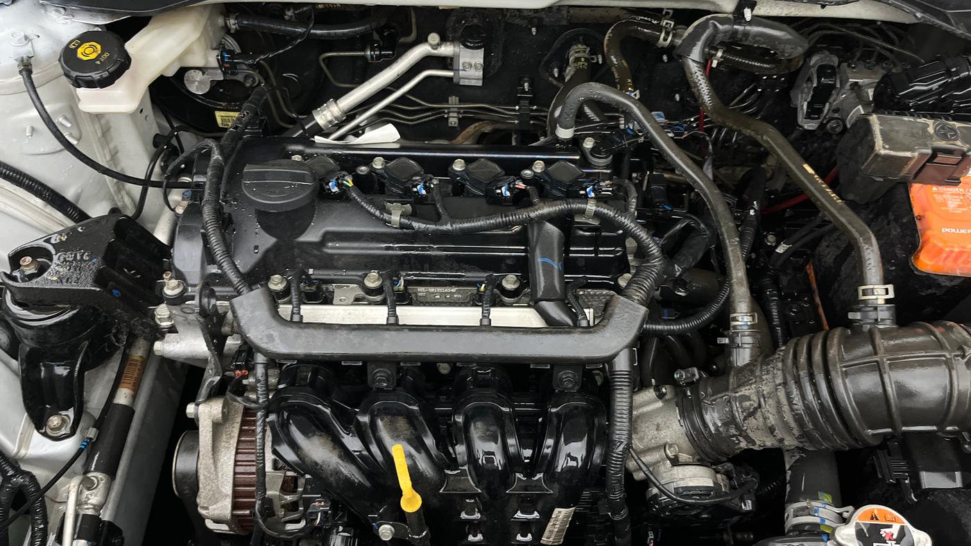 2021 Hyundai VENUE S 1.2, Petrol, Manual, 25,840 km, Engine View