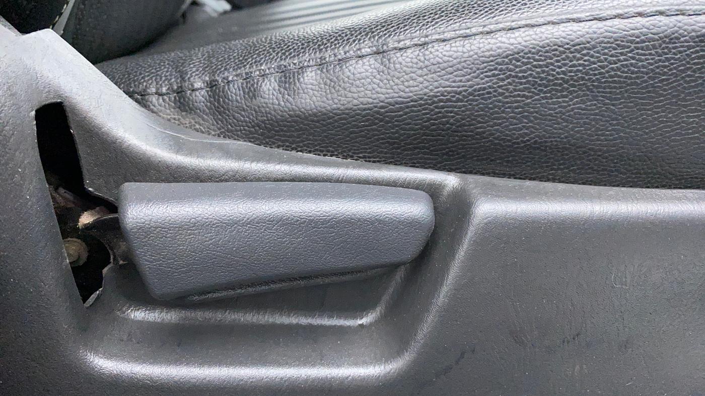 2017 Maruti Alto K10 VXI P, Petrol, Manual, 65,600 km, Driver Side Adjustment Panel
