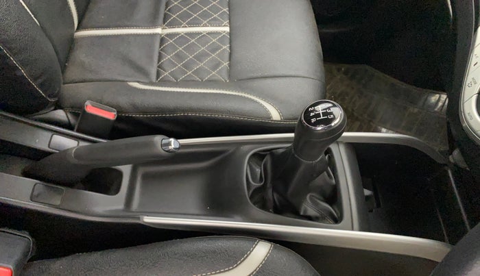 2017 Maruti Baleno DELTA PETROL 1.2, Petrol, Manual, 20,837 km, Gear Lever