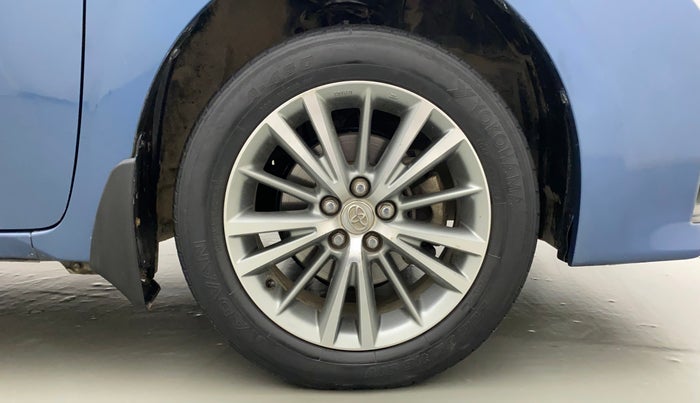 2015 Toyota Corolla Altis VL CVT PETROL, Petrol, Automatic, 61,685 km, Right Front Wheel