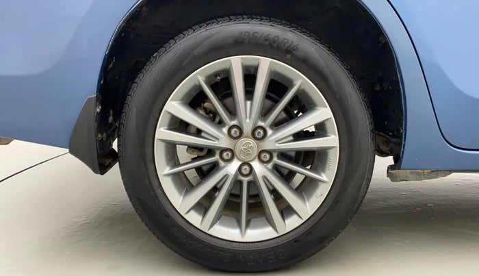 2015 Toyota Corolla Altis VL CVT PETROL, Petrol, Automatic, 61,685 km, Right Rear Wheel