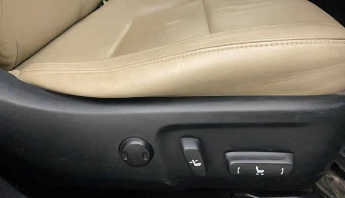 2015 Toyota Corolla Altis VL CVT PETROL, Petrol, Automatic, 61,685 km, Driver Side Adjustment Panel
