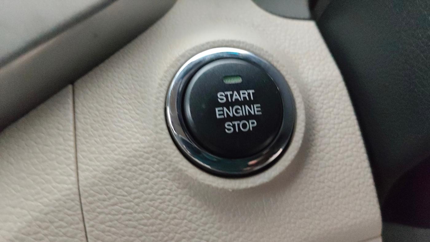 2019 Mahindra XUV300 W8 1.5 DIESEL AMT, Diesel, Automatic, 84,929 km, Keyless Start/ Stop Button
