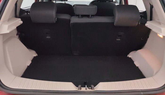 2019 Mahindra XUV300 W8 1.5 DIESEL AMT, Diesel, Automatic, 84,929 km, Boot Inside