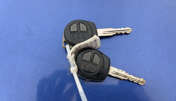 2016 Maruti Baleno DELTA PETROL 1.2, Petrol, Manual, 58,033 km, Key Close Up