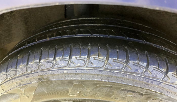 2016 Maruti Baleno DELTA PETROL 1.2, Petrol, Manual, 58,033 km, Right Rear Tyre Tread