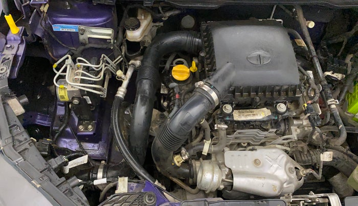 2023 Tata NEXON FEARLESS PURPLE + SUNROOF DCA DUAL TONE 1.2 PETROL, Petrol, Automatic, 24,657 km, Engine View - Right