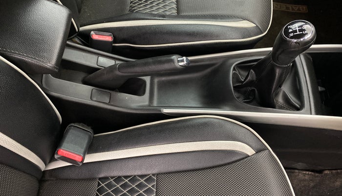 2018 Maruti Baleno ZETA PETROL 1.2, Petrol, Manual, 56,497 km, Gear Lever