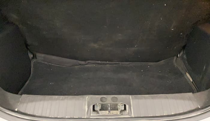 2019 Ford New Figo TITANIUM 1.2 PETROL MT, Petrol, Manual, 65,398 km, Boot Inside