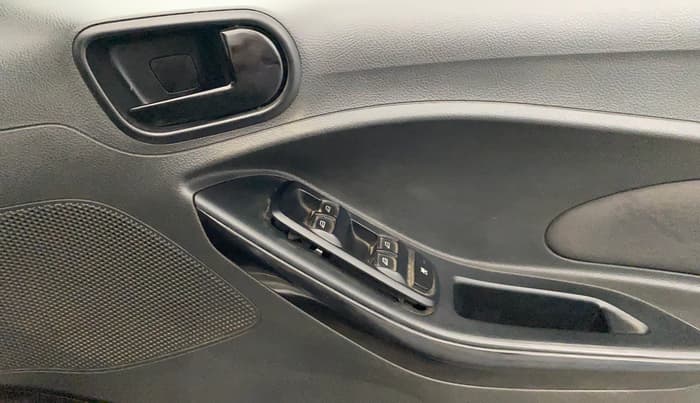 2019 Ford New Figo TITANIUM 1.2 PETROL MT, Petrol, Manual, 65,398 km, Driver Side Door Panels Control