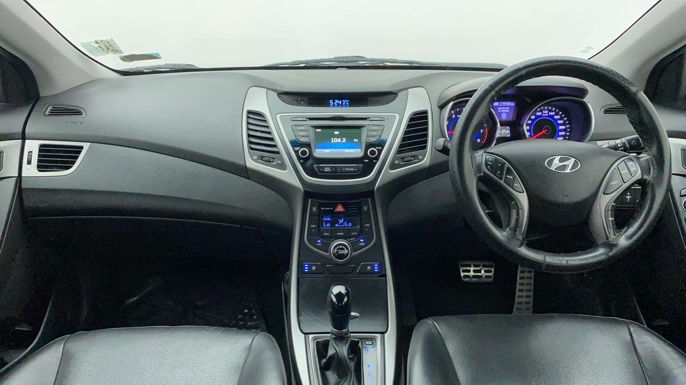 2015 Hyundai New Elantra 1.8 SX AT VTVT, Petrol, Automatic, 1,19,067 km, Dashboard
