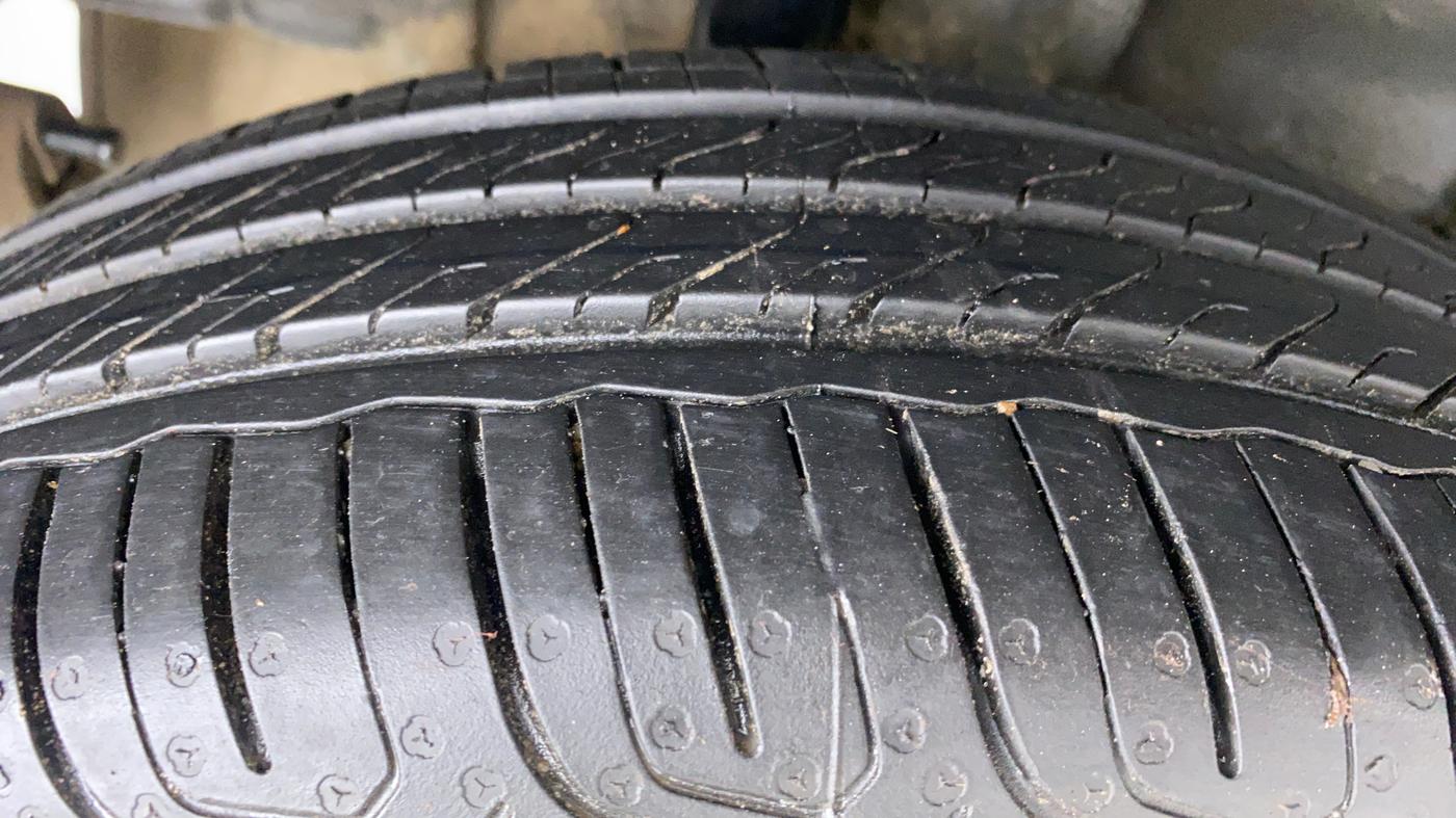 2022 Tata Tiago XT CNG 1.2 RTN, CNG, Manual, 5,807 km, Right Rear Tyre Tread