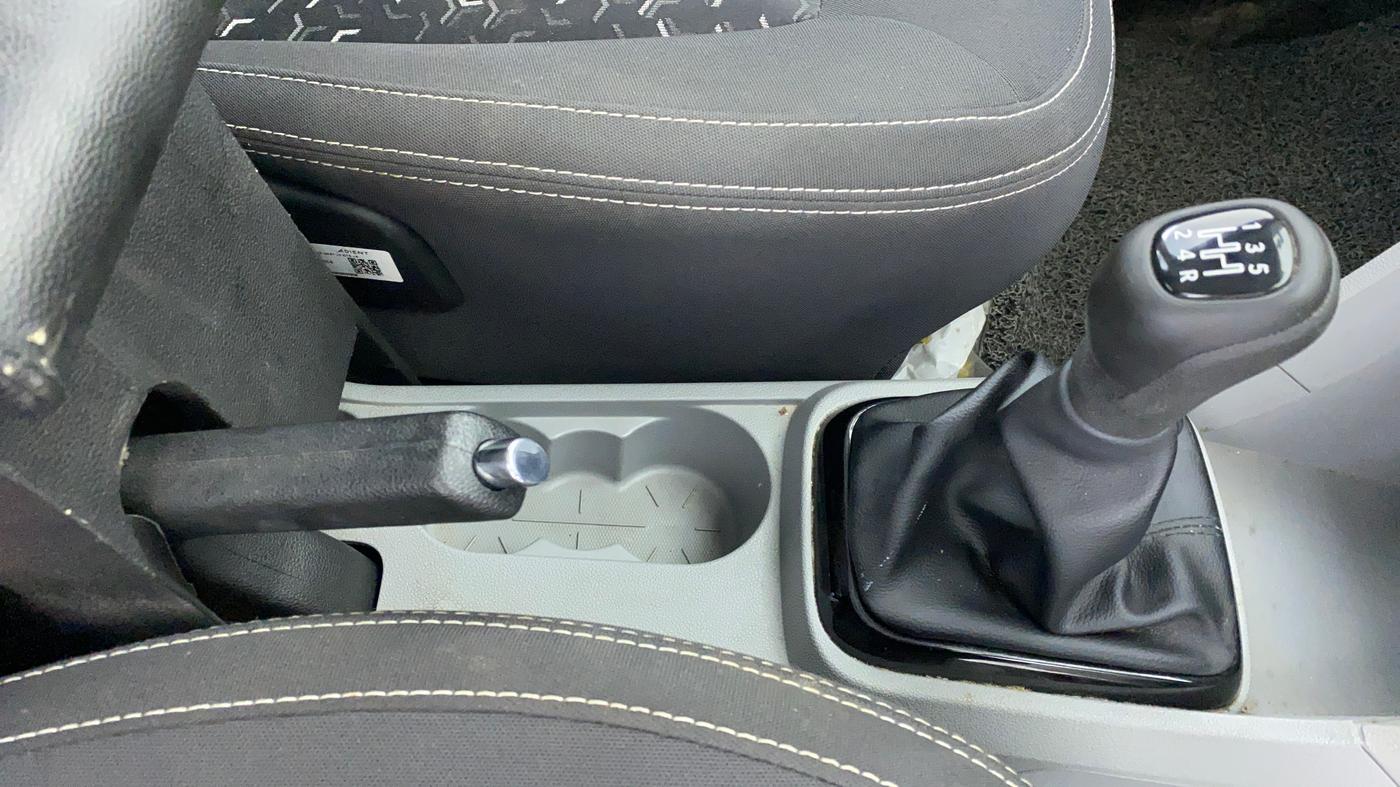 2022 Tata Tiago XT CNG 1.2 RTN, CNG, Manual, 5,807 km, Gear Lever