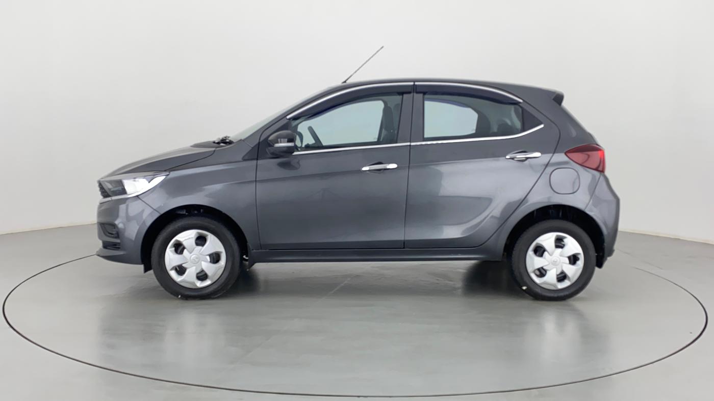 2022 Tata Tiago XT CNG 1.2 RTN, CNG, Manual, 5,807 km, Left Side
