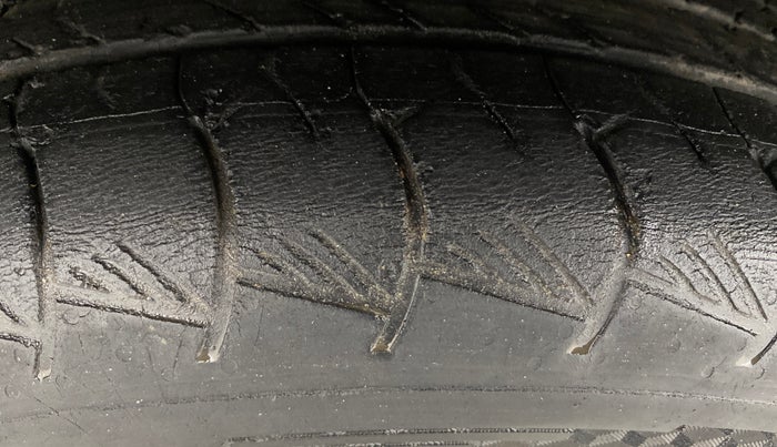 2022 Hyundai ALCAZAR 2.0 SIGNATURE MT 6STR, Petrol, Manual, 38,289 km, Left Front Tyre Tread