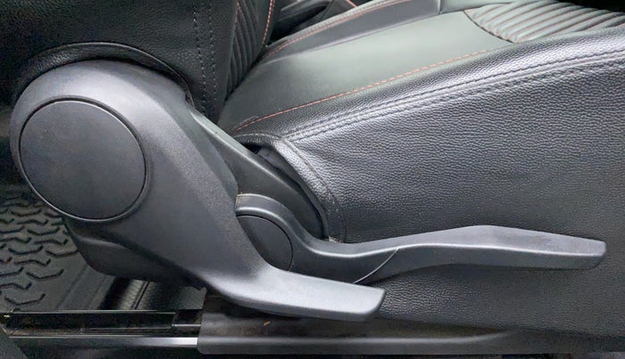 2021 Maruti Swift ZXI+, Petrol, Manual, 23,963 km, Driver Side Adjustment Panel