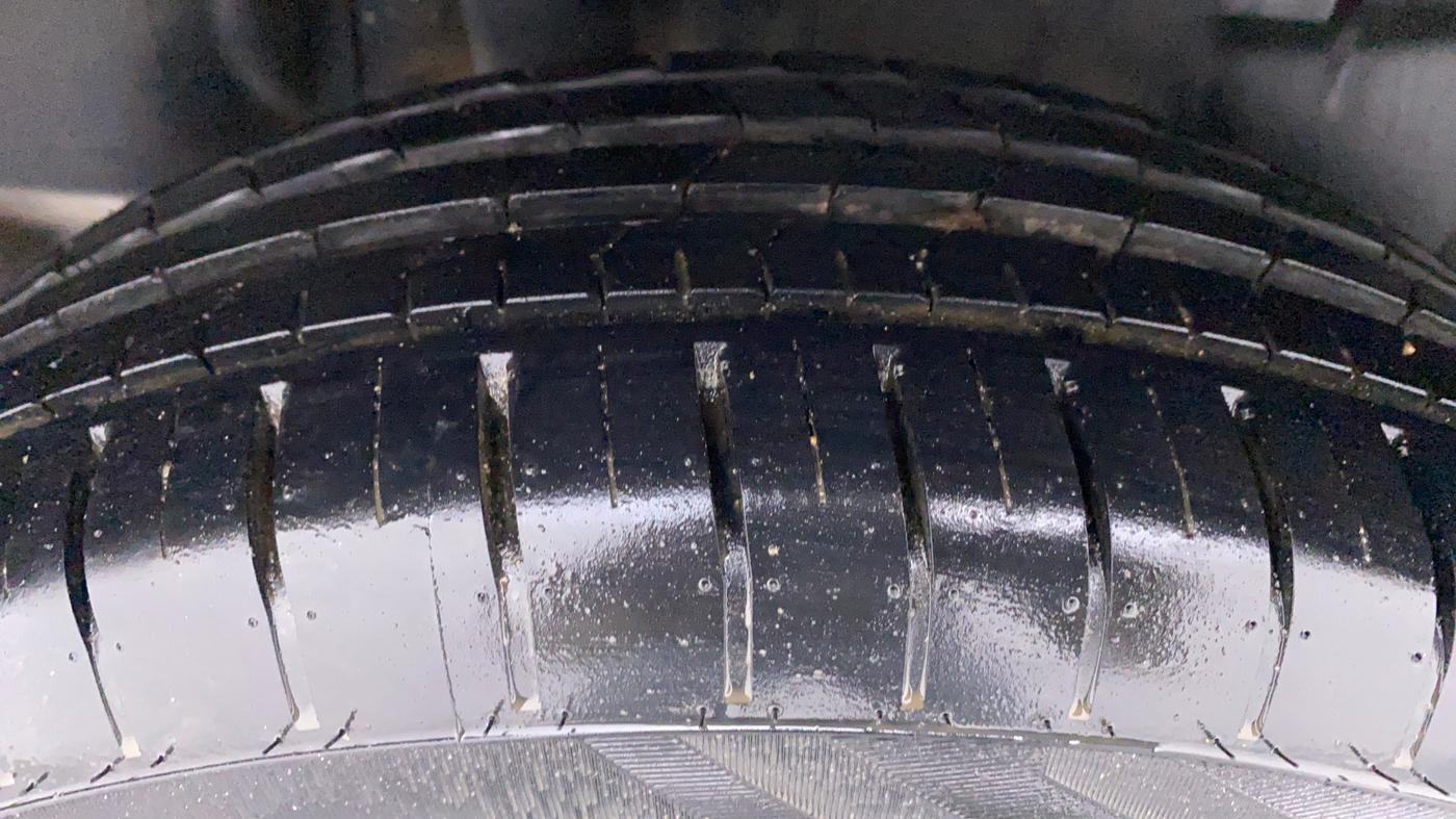 2021 Maruti Swift ZXI+, Petrol, Manual, 23,963 km, Right Rear Tyre Tread
