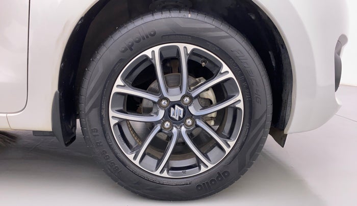 2021 Maruti Swift ZXI+, Petrol, Manual, 23,963 km, Right Front Wheel