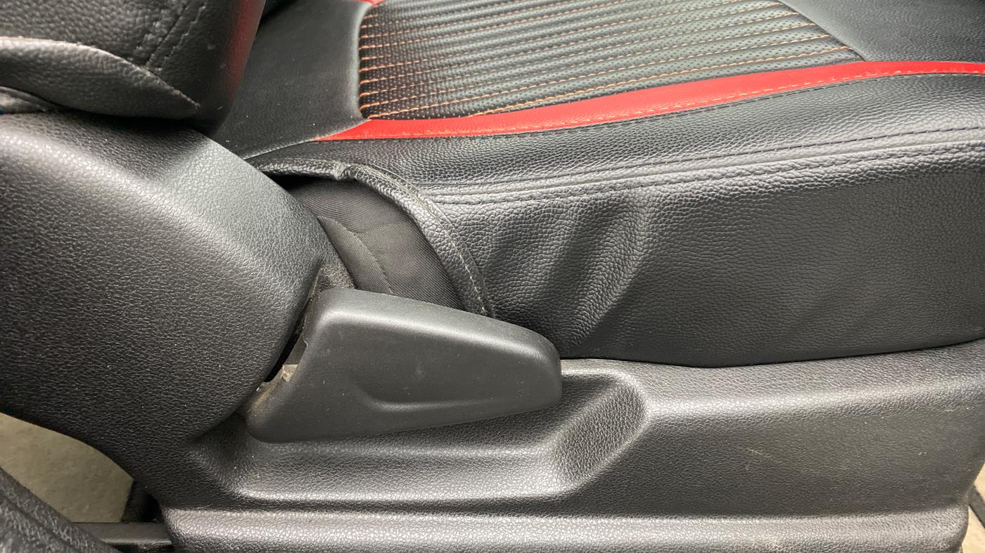 2019 Renault Kwid RXT Opt, Petrol, Manual, 21,311 km, Driver Side Adjustment Panel