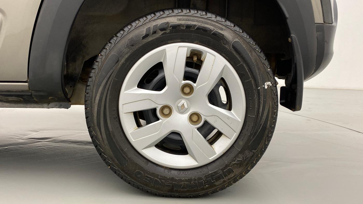 2019 Renault Kwid RXT Opt, Petrol, Manual, 21,311 km, Left Rear Wheel