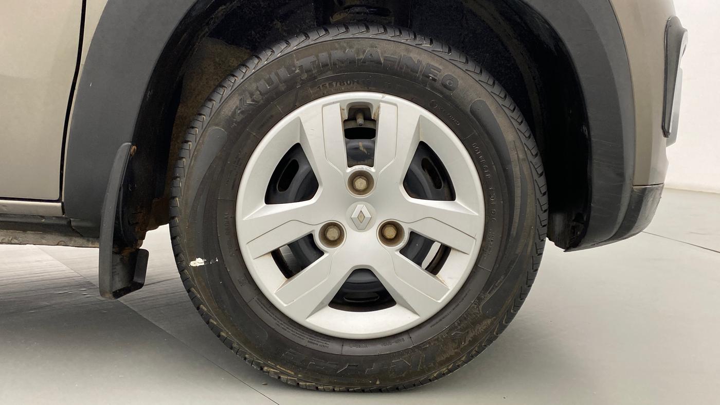 2019 Renault Kwid RXT Opt, Petrol, Manual, 21,311 km, Right Front Wheel