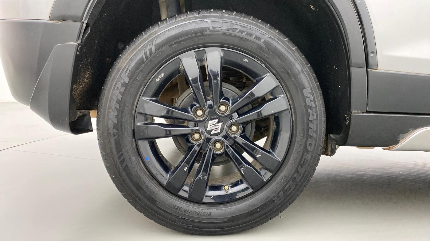 2018 Maruti Vitara Brezza ZDI PLUS, Diesel, Manual, 62,603 km, Right Rear Wheel