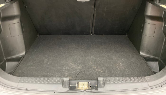 2018 Maruti Vitara Brezza ZDI PLUS, Diesel, Manual, 62,603 km, Boot Inside