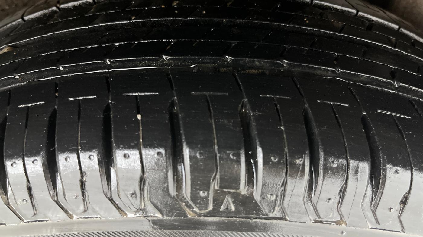2018 Maruti Dzire ZXI PLUS AMT, Petrol, Automatic, 22,461 km, Left Rear Tyre Tread