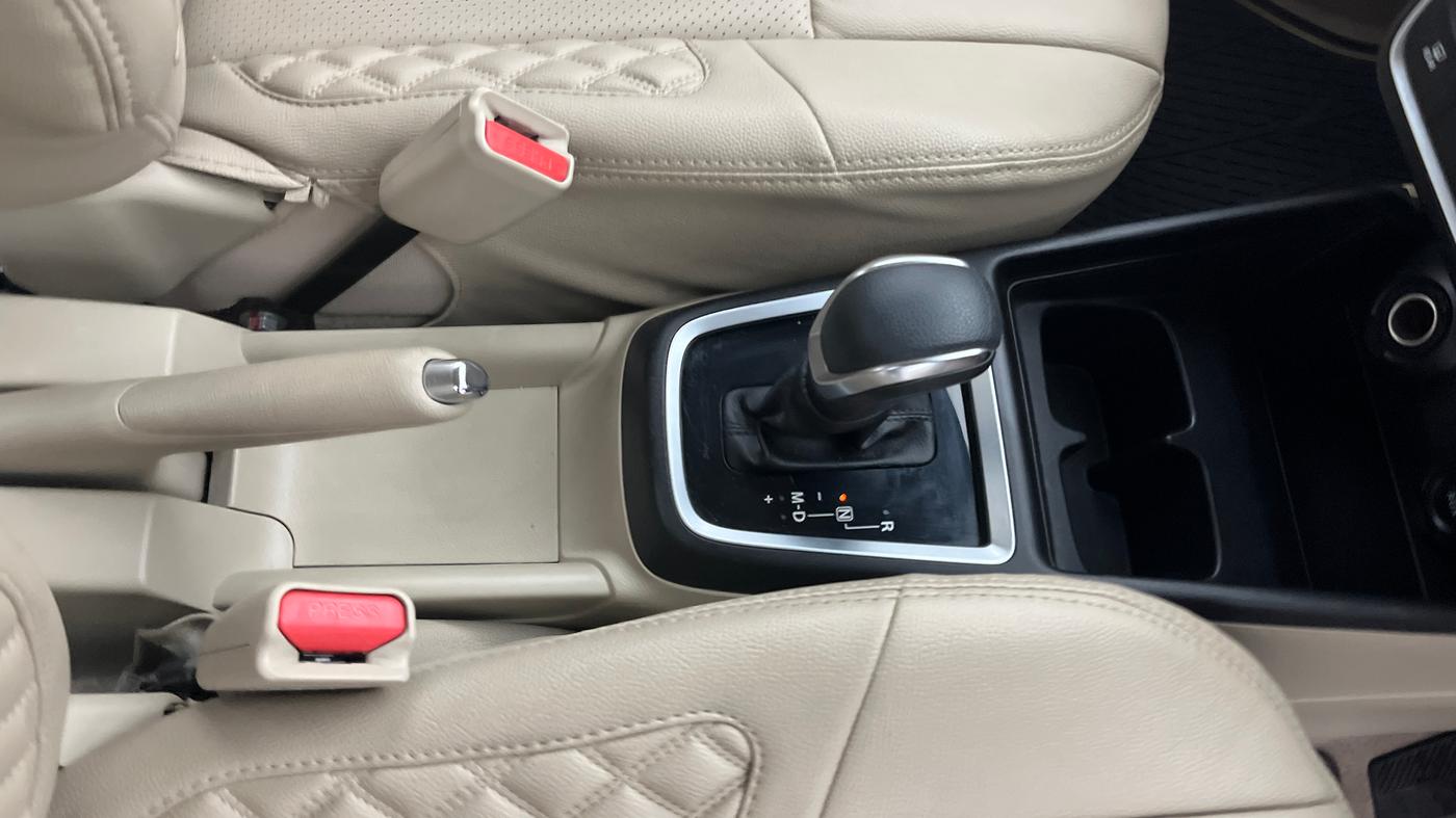 2018 Maruti Dzire ZXI PLUS AMT, Petrol, Automatic, 22,461 km, Gear Lever
