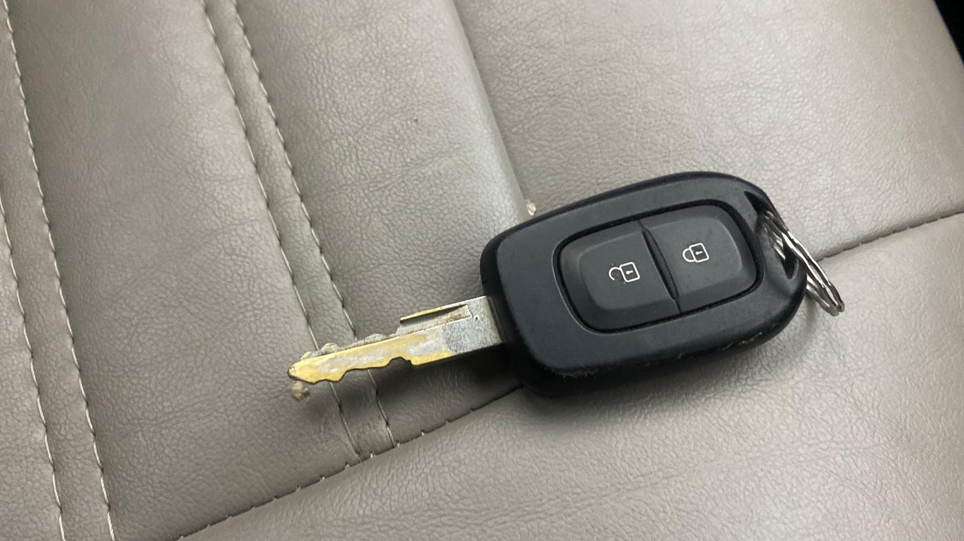 2022 Renault Kwid RXT 1.0, Petrol, Manual, 35,249 km, Key Close Up