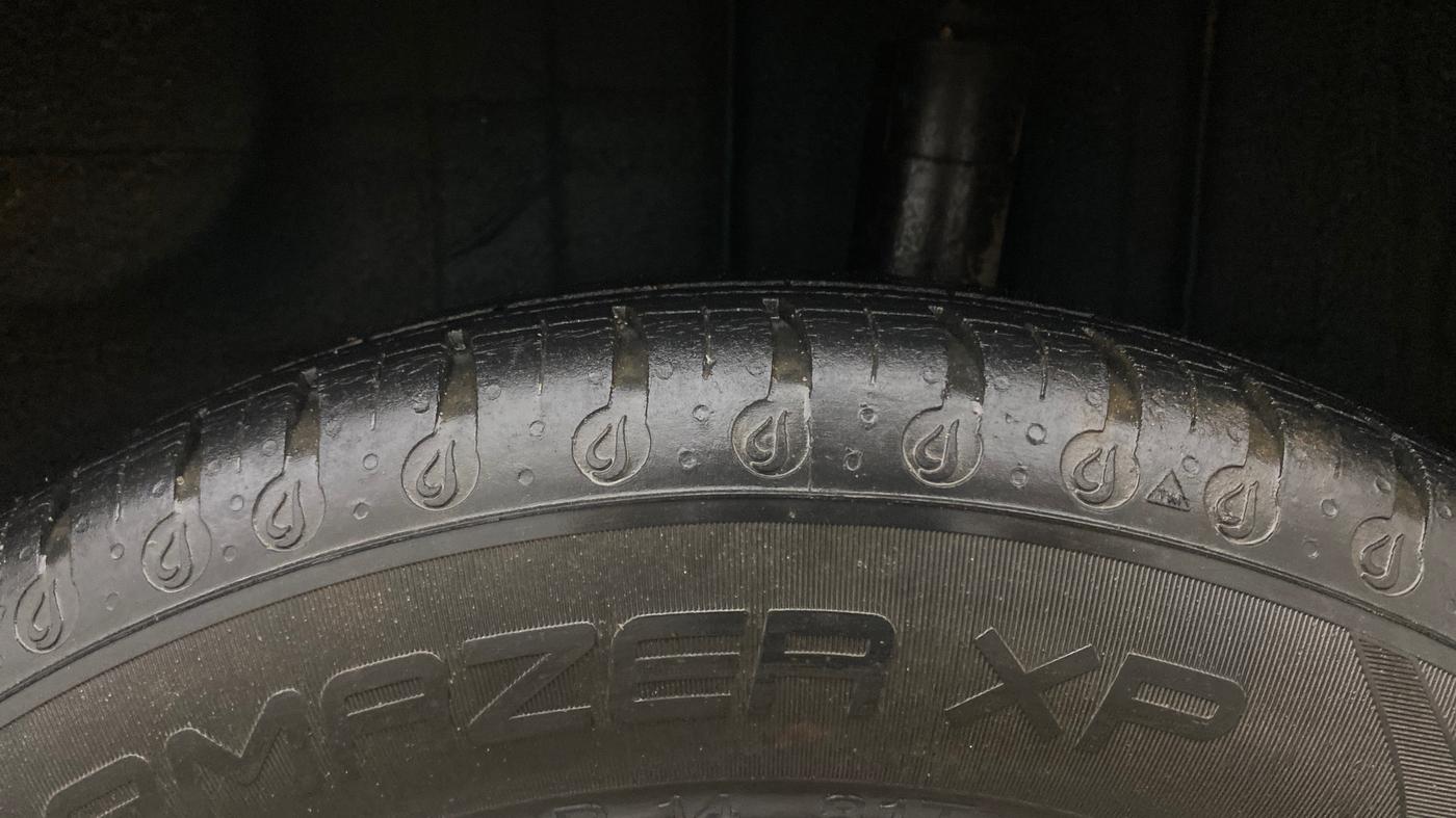 2022 Renault Kwid RXT 1.0, Petrol, Manual, 35,249 km, Left Rear Tyre Tread