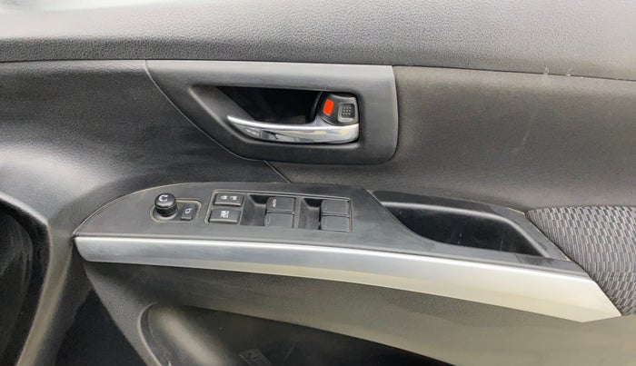 2021 Maruti S Cross ZETA 1.5, Petrol, Manual, 72,737 km, Driver Side Door Panels Control