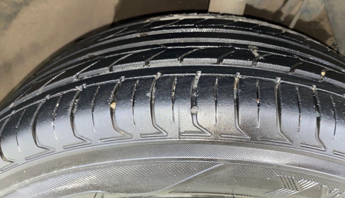 2021 Maruti S Cross ZETA 1.5, Petrol, Manual, 72,737 km, Right Front Tyre Tread