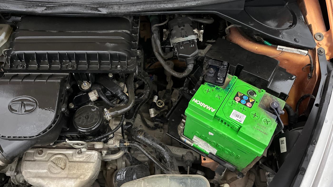 2018 Tata Tiago XZ PETROL, Petrol, Manual, 41,610 km, Engine View - Left