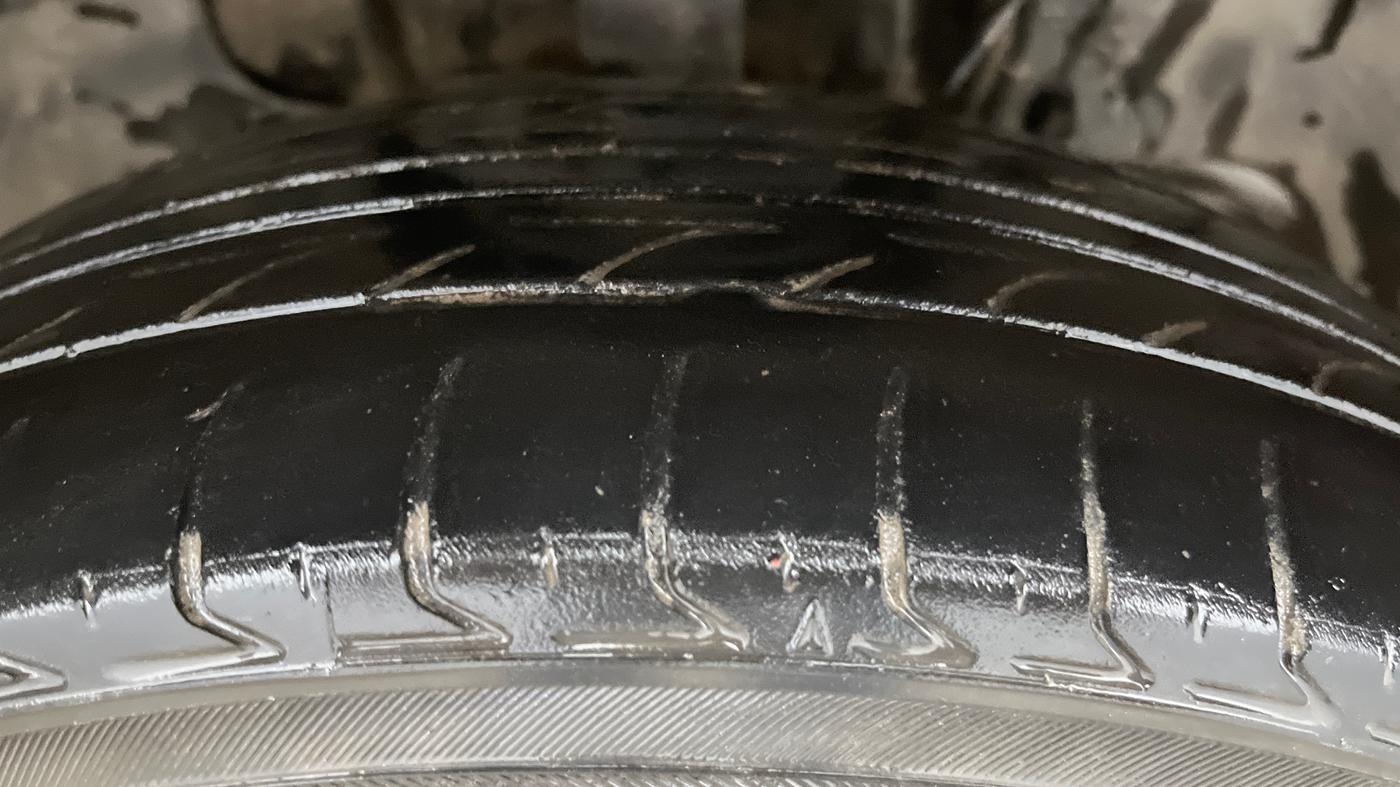 2018 Tata Tiago XZ PETROL, Petrol, Manual, 41,610 km, Right Front Tyre Tread