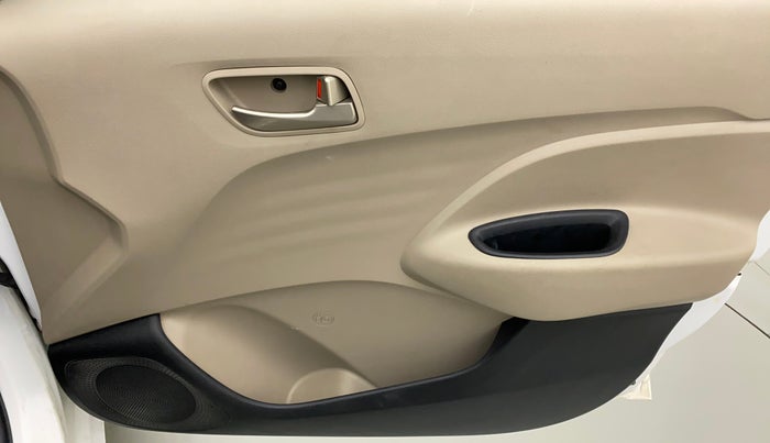 2018 Hyundai NEW SANTRO SPORTZ AMT, Petrol, Automatic, 27,291 km, Driver Side Door Panels Control