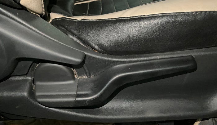 2018 Honda Amaze 1.2L I-VTEC V, Petrol, Manual, 81,624 km, Driver Side Adjustment Panel